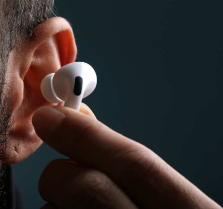 Como a tradução simultânea com IA pode revolucionar a comunicação da sua empresa